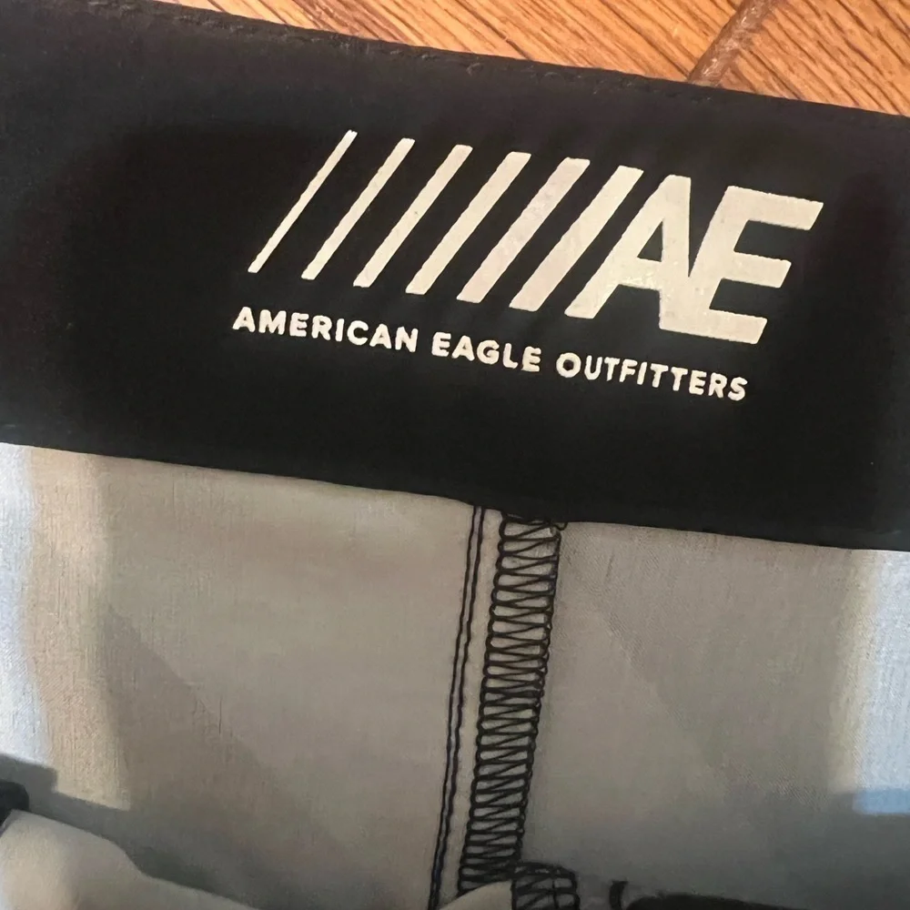 American Eagle Outfitters Black and Gray Men's Swim Board Shorts Sz M